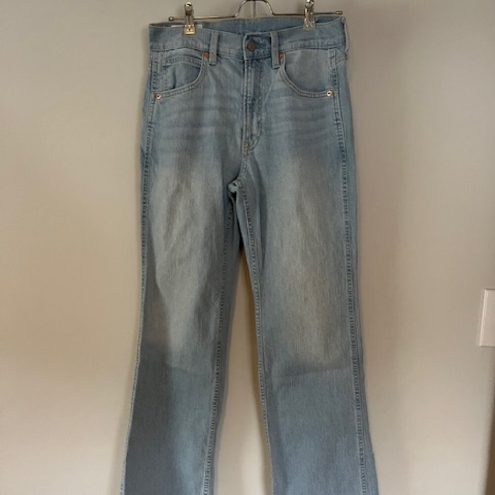 GAP Vintage Flare High-Rise Jeans, Size 28/6R, Light Wash